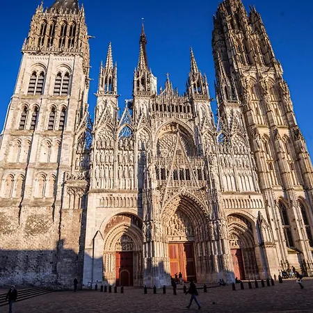 Alive De Quebec Hotel Rouen