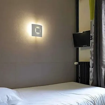 De Quebec Hotel 3*