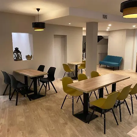 מלון De Quebec רואן